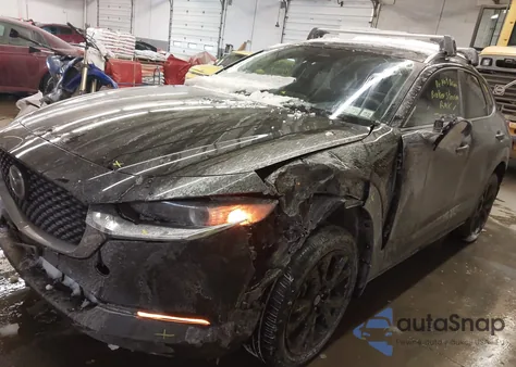 2024 Mazda Cx-30 2.5 S Select Sport z USA, uszkodzony, nr VIN 3MVDMBBMXRM601801